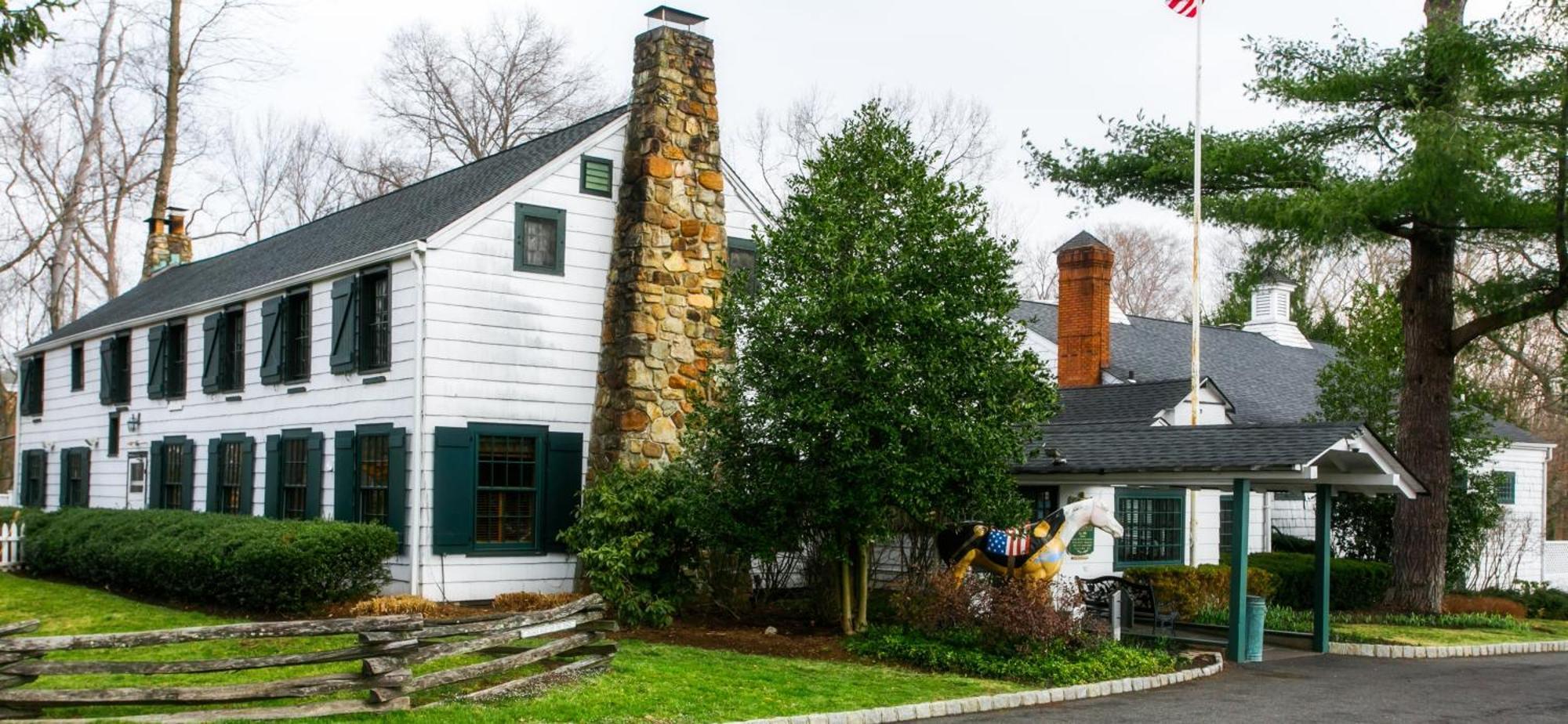 The Olde Mill Inn Basking Ridge Esterno foto