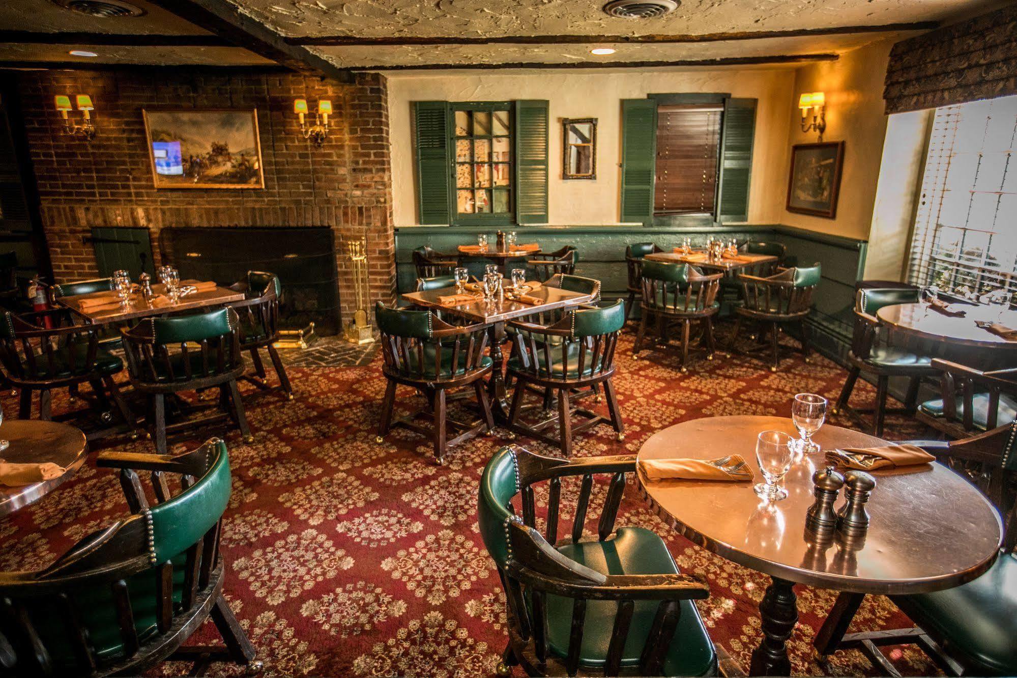 The Olde Mill Inn Basking Ridge Esterno foto